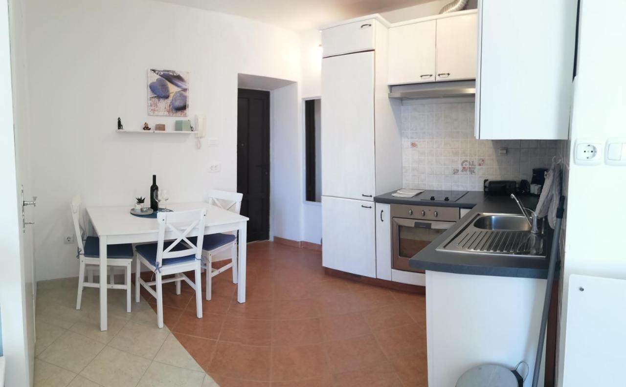 Center Of Rovinj, Sea View Apartment ภายนอก รูปภาพ